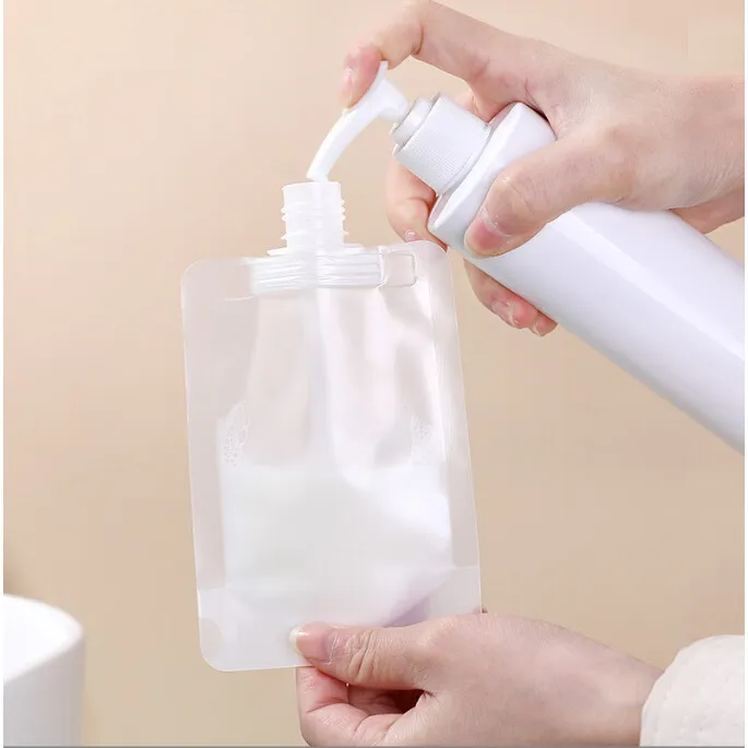 Sa.%20cream%20divider%20bag%20spiral%20lid%20travel%20liquid%20storage%20organizer%20refillable%20travel%20bag%20retail/wholesale%20Sah%20s892%20-%20Image%206