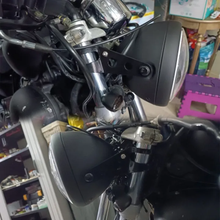 Universal%20Motorcycle%20Headlight%20Mount%20Bracket%20Fork%20Ear%20Chopper%20Headlamp%20Holder%20Clamp%20Adjustable%20Motor%20Fork%20Mount%2028-36mm%2035-43mm%20-%20Image%202