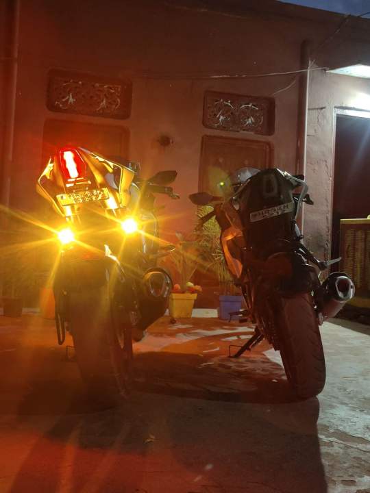 Pack%20of%202%20pcs%20Jett%20LED%20Indicator%20-%20Mini%20Led%20Indicator%20%7C%20LED%20Turn%20Signals%20Motorcycle%20Flashing%20Light%20Amber%20Indicator%20Lamp%20Motorbike%20Mini%20Signal%20Lamp%20-%20Image%204