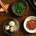 Japanese Seasoning Dish Creative Ceramic Soy Sauce Dish Dip Vinegar Plate 3-inch Round Small Plate Kitchen Supplies Tableware.