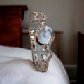 New Fashionable stainless analogue Hand watches for women's. 