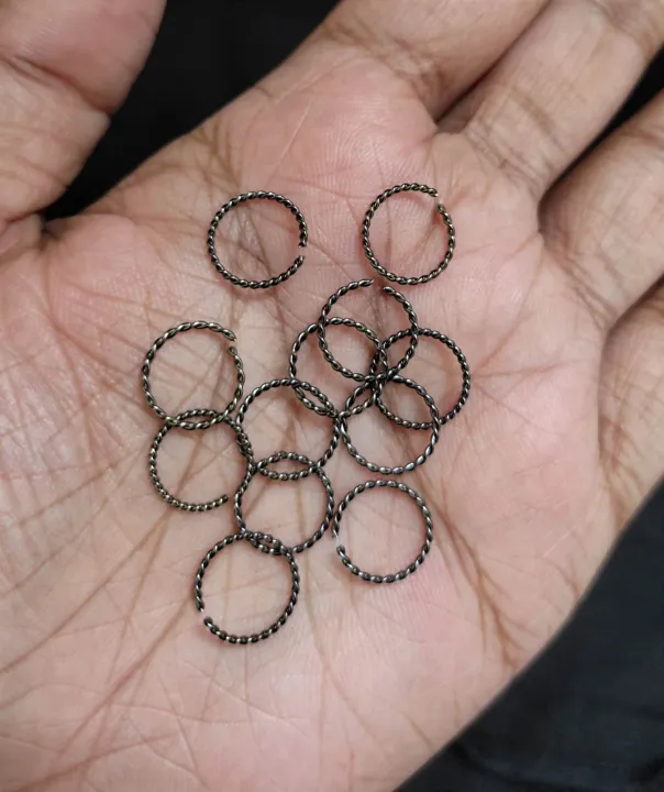 Spiral%20Nose%20Ring%20Fashion%20Jewelry%20Nolok%20Style%20Nose%20Stud%20for%20Piercing%20-%20Image%202