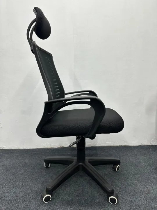 (FP-M-22)%20Smart%20Executive%20office%20chair%20original%20China/Premium%20Quality%20/Chair%20with%20Headrest)%20%201%20years%20warranty%20Maximum%20holding%2090%20kg%20-%20Image%203