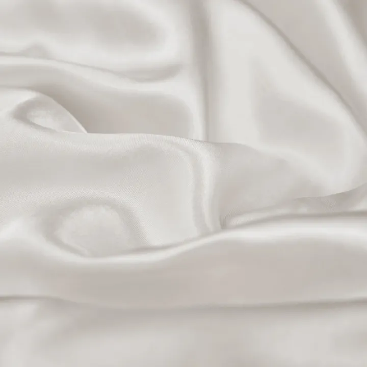 Satin%20Rayon%20Fitted%20Sheet%20Solid%20Color%20Mattress%20Cover%20With%20Elastic%20Band%20Bed%20Sheet%20High-End%20Home%20Hotel%20Bedding%20Fit%20Sheet%20-%20Image%206