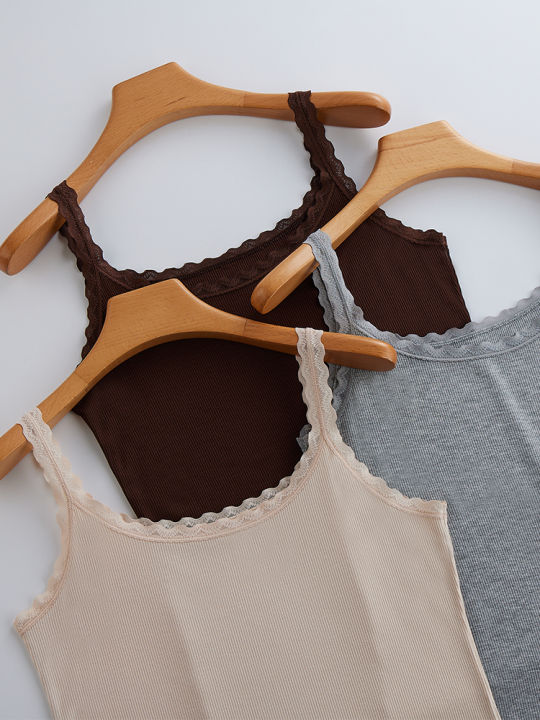 Summer%20Knitted%20Ribbed%20Camisole%20for%20Women%20with%20Lace%20Trim,%20Slim%20Fit,%20Suitable%20for%20Outerwear%20or%20as%20a%20Base%20Layer%20-%20Image%203