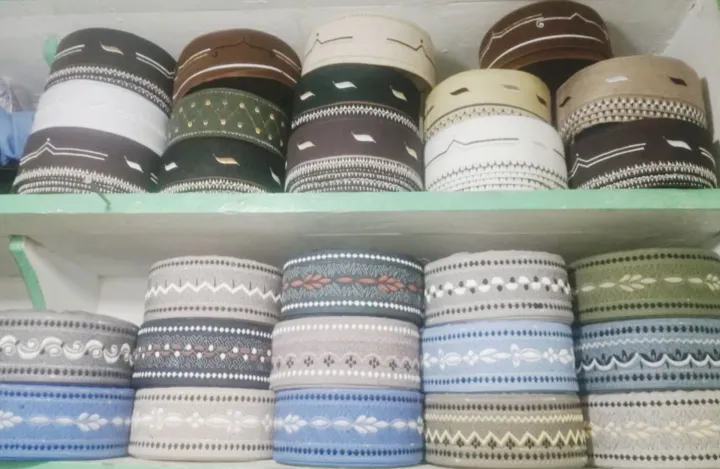 Muslim%20topi%20fir%20pray%20-%20Image%202