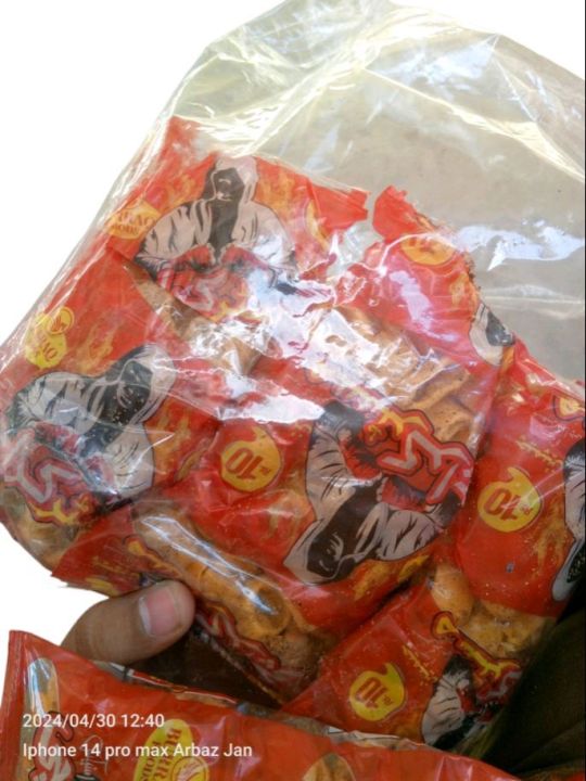 Original%20Burraq%20Foods%20Mister%20Karachi%20(Pack%20Of%2012)%20/%20Spicy%20Snacks%20/%20Full%20Masala%20Dar%20Papad%20/%20Very%20Fresh%20And%20Crispy%20/%20Spicy%20And%20Crispy%20/%20Mister%20Karachi%20/%20With%20Affordable%20Price%20-%20Image%205