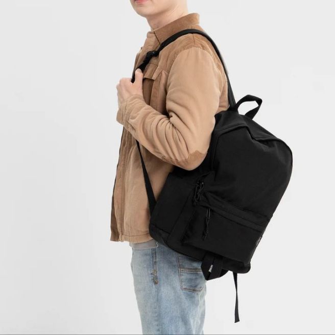 unisex%20black%20colour%20waterproof%20quality%20backpack%20-%20Image%203