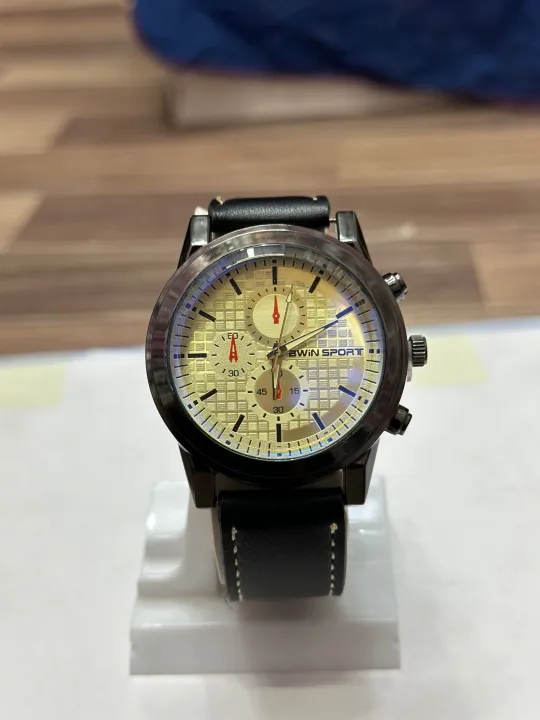 Awin%20Sports%20Gents%20Watch%20leather%20Strap%20-%20Image%204