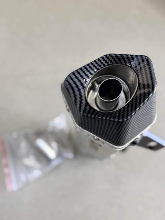 Akrapovic%20%20Exhaust%20-%20Image%202