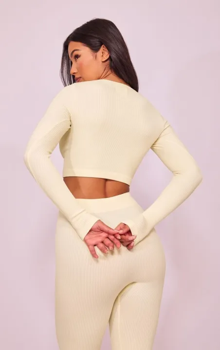 Long%20sleeve%20crop%20top%20and%20laggings%20set%20for%20women%20-%20Image%206