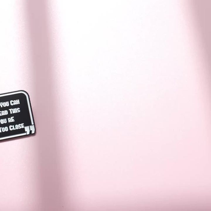 Funny Phrase Brooch Enamel Pins If You Can Read This You're Too Close Brooches Backpack Lapel Badge Jewelry for Friends