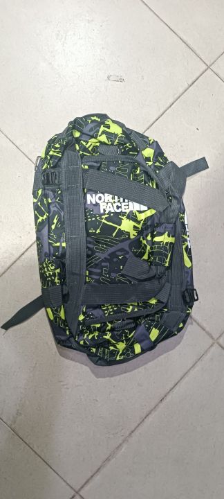 North%20face%20Backpack%20Side%20bag%20Gym%20Bag%20Backpacks%20-%20Image%203