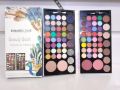 Romantic color beauty book eye shadow kits. 