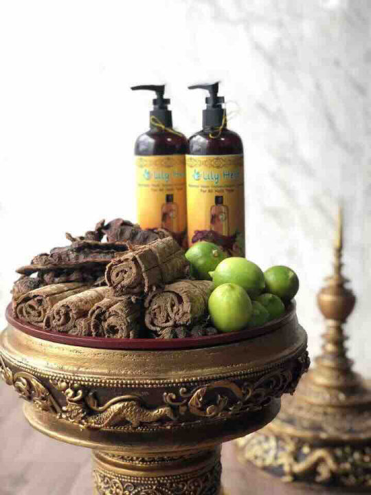 Lily Herb Myanmar Traditional Tayaw-Kinpun Shampoo 400 ml