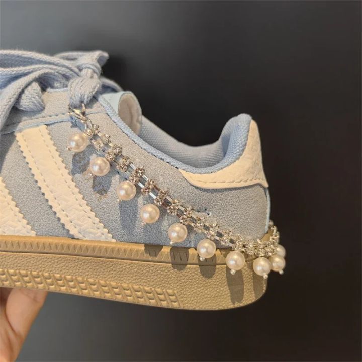 New%20Luxury%20Rhinestone%20Butterfly%20Bow%20Girl%20Shoe%20Charms%20Fashion%20Sneakers%20Pearl%20Heel%20Shoes%20Chain%20Shoes%20Decoration%20Accessorie%201Pcs%20-%20Image%204