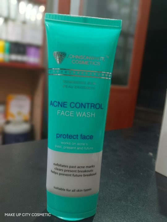 JOHNSON WHITE COSMETICS 
ACNE CONTROL FACE WASH -100ML