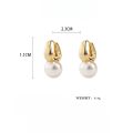 New In Imitation Pearl Hoop Earrings Women Fashion Minimalist Style Copper Ear Buckle Light Luxury Wedding Earring Accesories.