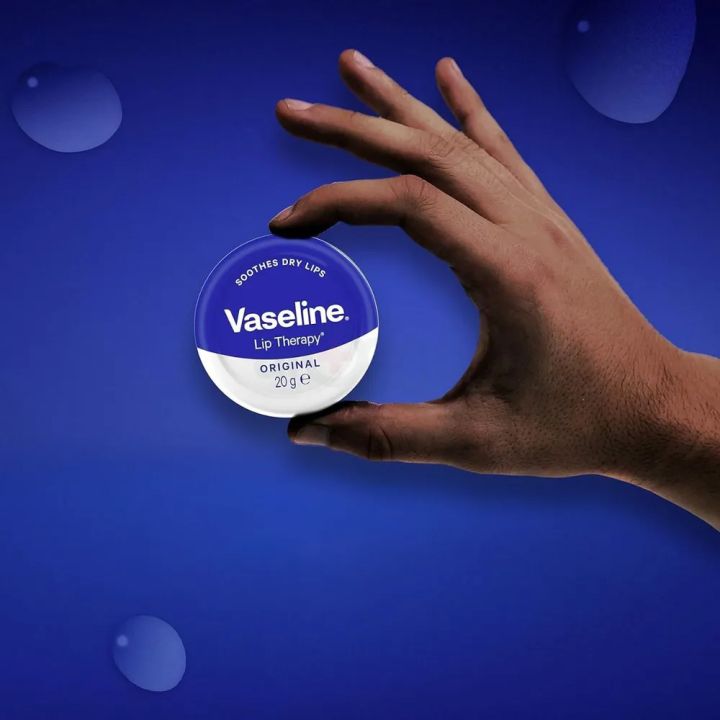 Vaseline%20Lip%20Therapy%20Original%20Moisturizing%20Lip%20Balm%20for%20Soft%20Smooth%20&%20Supple%20Lips%204.8g%20-%20Image%204