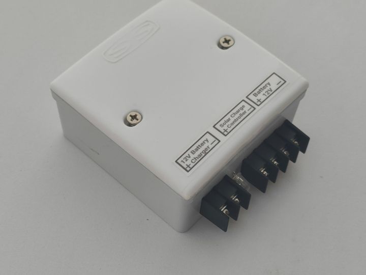 Automatic%20Battery%20Changeover%2020A%20Auto%20switch%20between%20Solar%20and%20Charger.%20Day%20Time%20Charge%20battery%20With%20Solar%20and%20Night%20time%20charge%20battery%20with%20220V%20Charger%20Customize%20Ampere%20Available%20-%20Image%202