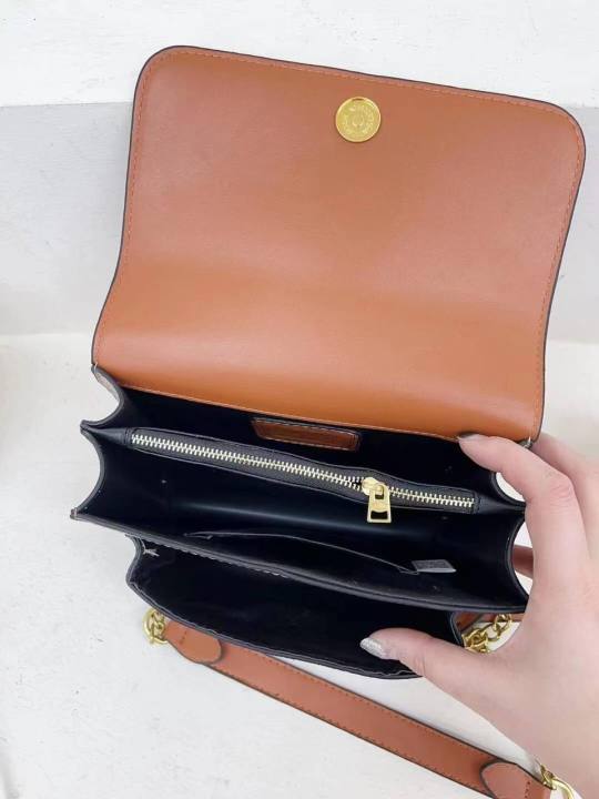 Coach%20Klare%20Crossbody%20Bag%20In%20Signature%20Canvas%20-%20Image%206