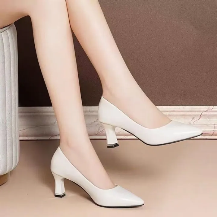 2025%20New%20Women's%20Genuine%20Leather%20Pointed-Toe%20Pumps%20-%20%20Slim%20Heel%20Slip-On%20Dress%20Shoes,%20Spring/Fall%20Office%20Flats%20-%20Image%203