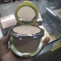Garnier face powder long lasting shine pree effect. 