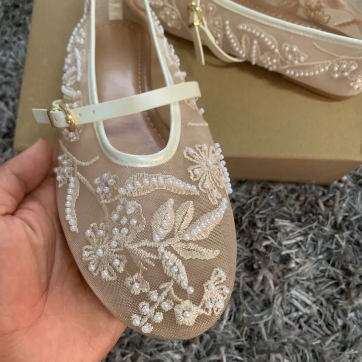 Embroidery%20Pearl%20Mesh%20Ballet%20Flats%20Women%20Fashion%20Hollow%20Round%20Toe%20Flat%20Sandals%20Elegant%20Comfortable%20Belt%20Buckle%20Mary%20Jane%20Shoes%20-%20Image%206
