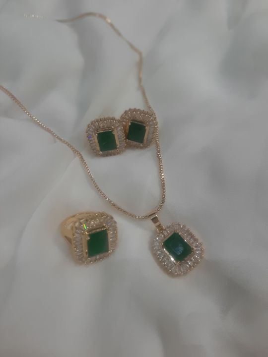 Green%20zicron%20set%20-%20Image%202