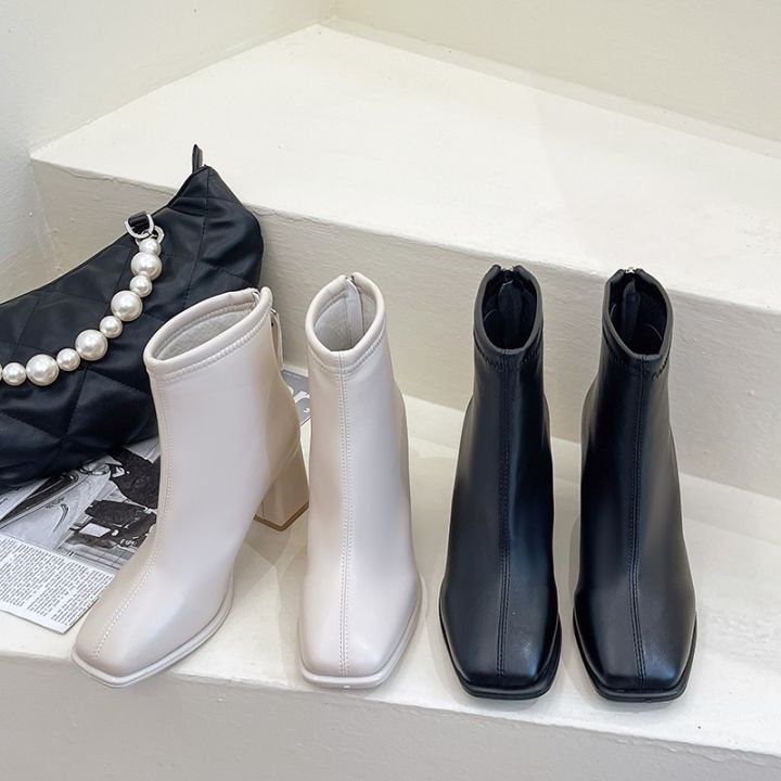 Winter%20Square%20Toe%20Elegant%20Banquet%20Women's%20Shoes%20Fashionable%20Square%20Heel%20Comfortable%20Short%20Boots%20High%20Heel%20Warm%20Knight%20Boots%20-%20Image%205