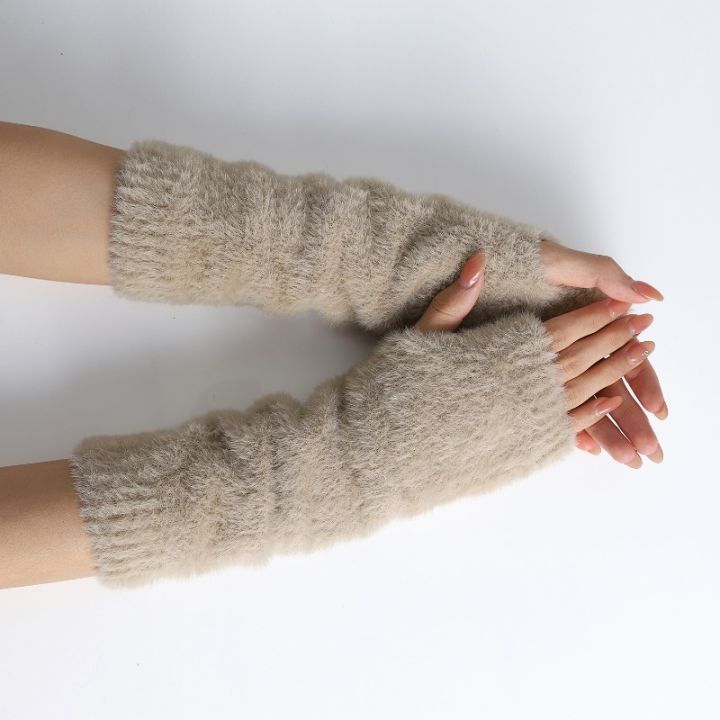 Pink%20Fingerless%20Gloves%20Y2K%20Wrist%20Warmers%20Arm%20Warmers%20Gloves%20for%20Women%20Chic%20Streetwear%20Fall%20Winter%20Mink-Like%20Velvet%20Gloves%20-%20Image%204
