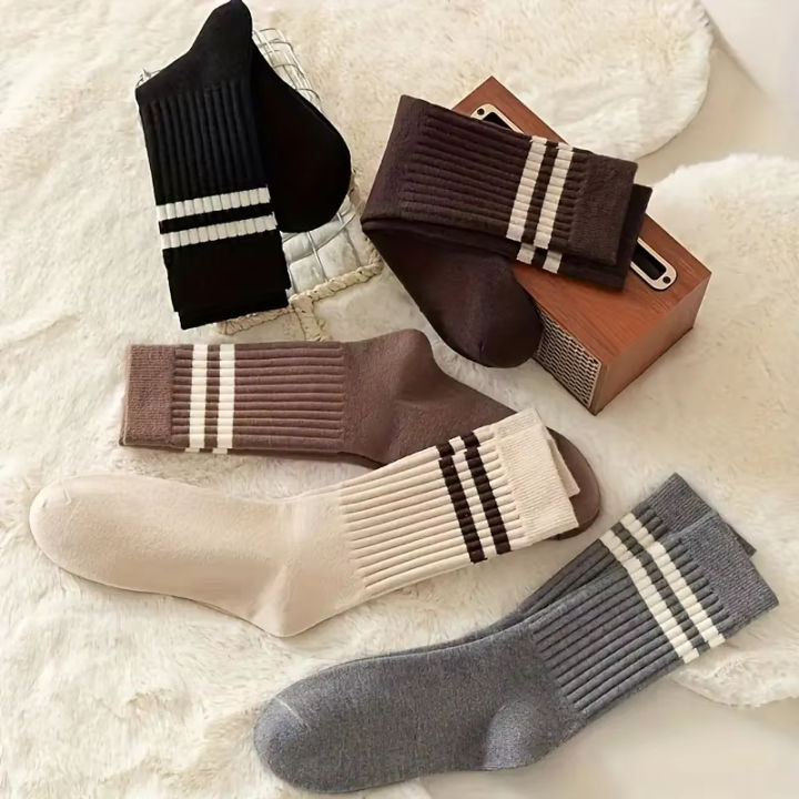 5%20Pairs%20Pack%20Trendy%20Striped%20Crew%20Socks%20Women's%20JK%20Fashion%20Socks%20for%20Sports%20Daily%20Wear%20Cute%20Fall%20Winter%20Collection%20-%20Image%204