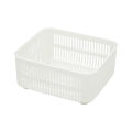 1,100 mL plastic food storage box with strainer. Keyway brand model T-0914. 