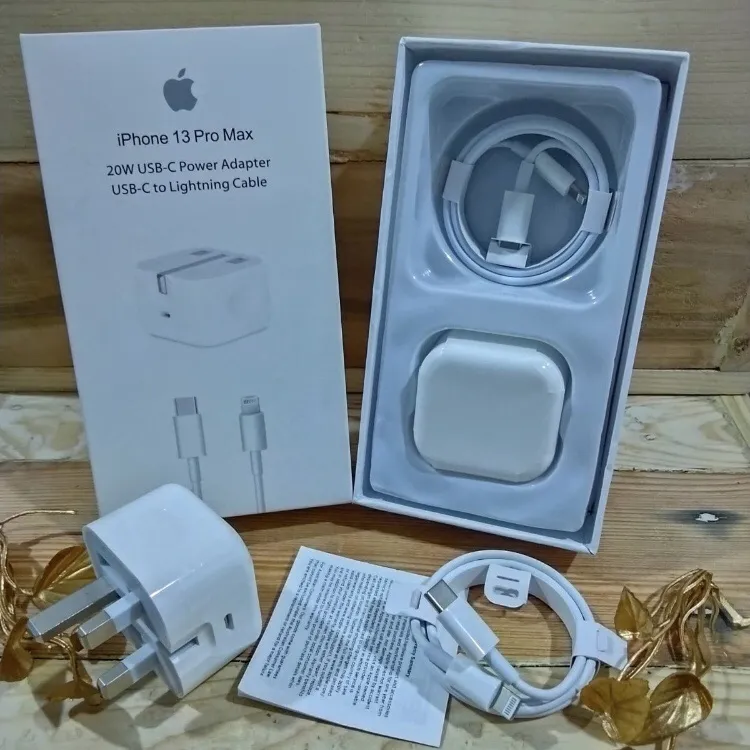 iPhone 13 pro max 20W USB-C Power Adapter USB-C to Lightning Cable