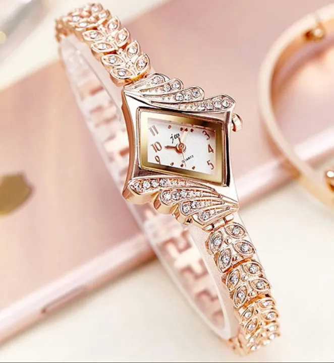 Analog%20stylish%20elegant%20watch%20for%20women%20-%20Rose%20gold%20-%20Image%202
