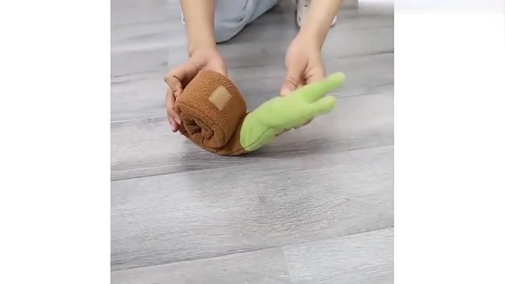 Snail Shaped Dog and Cat Toys, Pet Products, Pet Supplies, Mats to Hide Food Odors, Training Puzzles, and Fun Sniffing Toys