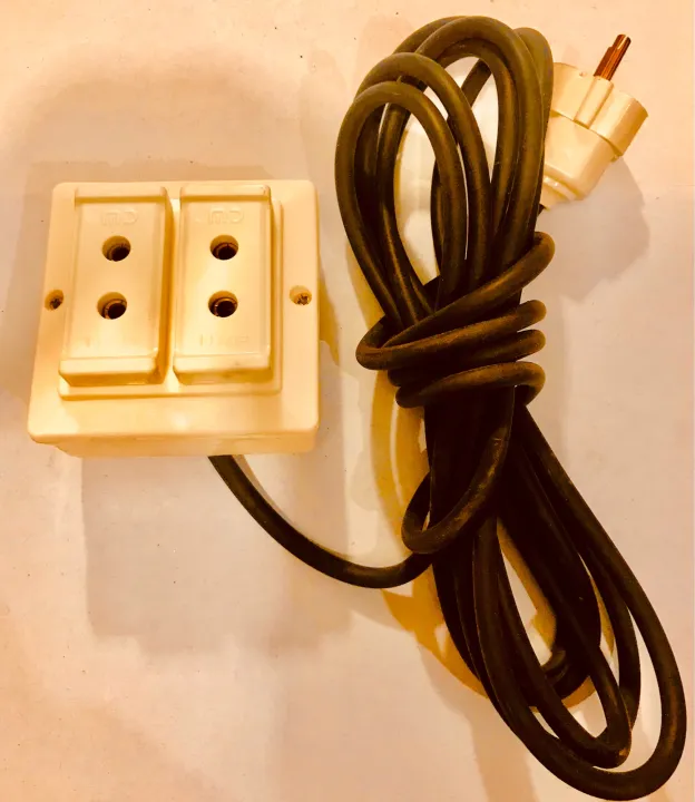 Smart%20Extension%20Board%203,4%20OR%205%20Power%20Socket%20%20With%2012%20ft%20Flexible%20Extension%20fure%20copper%20Cable%20and%20load%20master%202%20pin%20%20full%20porocelain%20heavy%20duty%20shoo%20-%20Image%205