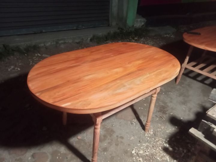 king%20size%20%20Daining%20table%20mehgony%20wooden%20%204.5/2.5%20feet%20-%20Image%203