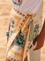 Summer New Fashion Women's Beach Style Short Skirt Printed Retro Vacation Style Covering Casual Elegant Half Skirt.