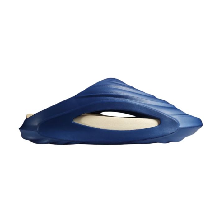 Slippers%20for%20men%20and%20women,Comfortable%20for%20indoor%20and%20outdoor%20activities,unisex%20slippers,slippers%20for%20men,slippers%20for%20women,premium%20design%20slippers,%20medicated%20sole%20slippers,high%20sole%20slippers%20-%20Image%207