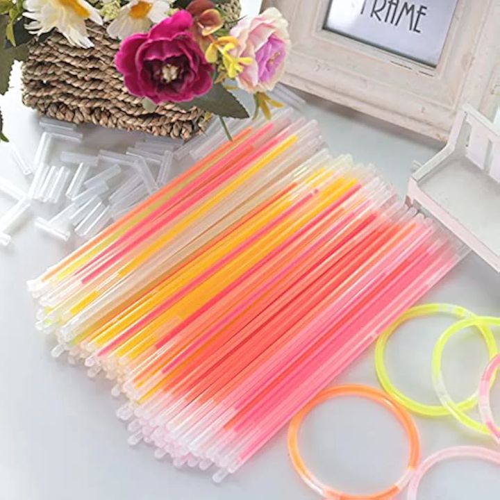 Glow%20Sticks%20Party%20Supplies%20-%20Image%203