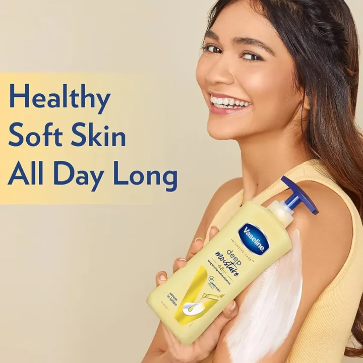 Vaseline%20Intensive%20Care%20Deep%20Moisture%20Nourishing%20Body%20Lotion%20400%20ml,%20Daily%20Moisturizer%20for%20Dry%20Skin,%20Gives%20Non-Greasy,%20Glowing%20Skin%20-%20For%20Men%20&%20Women%20-%20Image%204