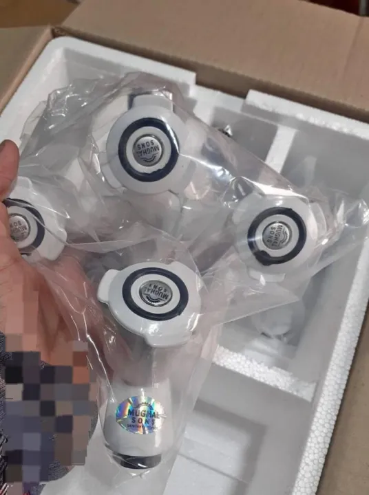 classic%20pvc%20head%20brass%20bath%20set%207%20piece%20complete%20with%20pipe%20shower%20-%20Image%202