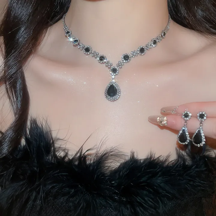 Multi-style%204%20Pcs%20Water%20Drop%20Rhinestones%20Pendant%20Necklaces%20for%20Women%20Shiny%20Flower%20Chains%20Bracelets%20Earrings%20Rings%20Jewelry%20Sets%20K%20-%20Image%204