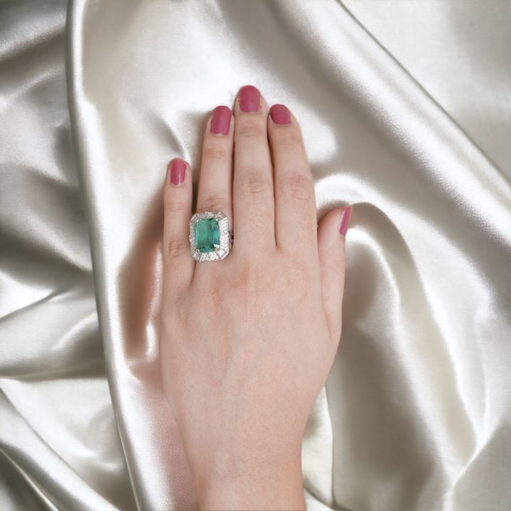 Emerald ring