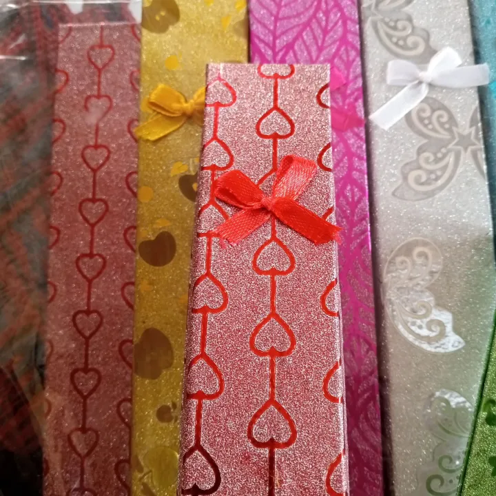 Customize%20Name%20engraved%20pen%20With%20Gift%20box%20-%20Image%203