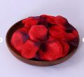1000PCS Non-woven fabric simulates rose petals, which is very suitable for Valentine's Day and especially for proposal parties.. 