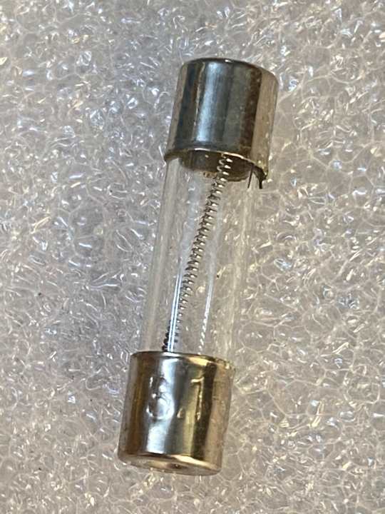 (Pack%20of%20100%20Units)%20Fuse%203.15A%20250V%20Glass%20Tube%20Fuse%203.15A%20250V%2020mm%203.15A%20Fuse,%20Large%20Screw%20Type,%20Slow%20Blow%20Type%203.15A250V%20Fuse%203.15A%20250V%20Fuse%203.15A250V%20-%20Image%202