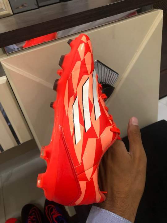 Adidas Football Shoes UK 7 Premium Quality - Image 3