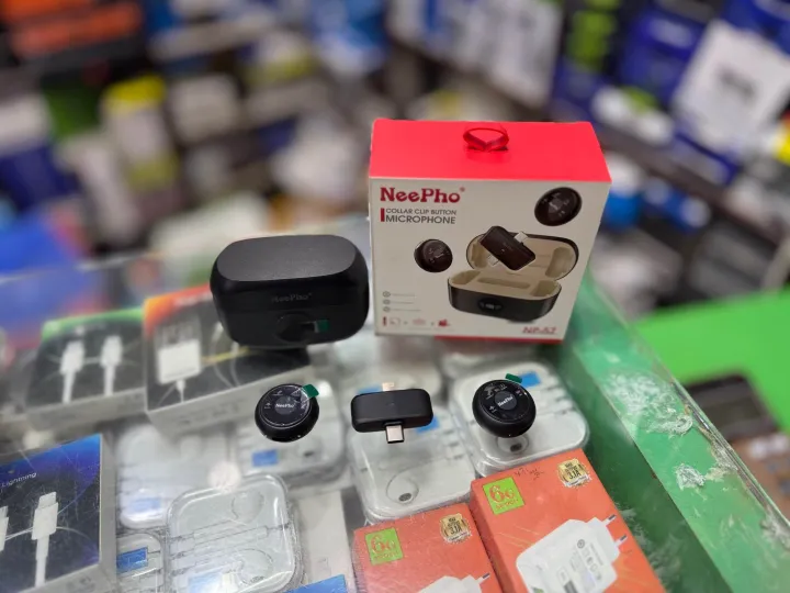 NEEPHO%20wireless%20microphone%20NP-57%20with%20Magnetic%20Clip%20for%20iphone%20and%20type%20C%20Port%20-%20Image%205